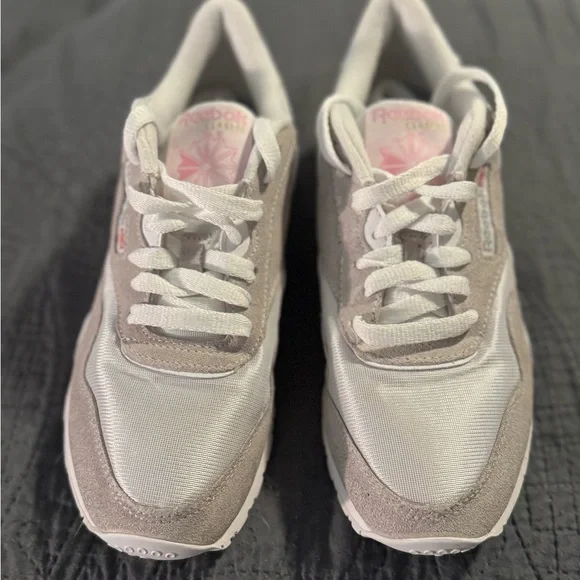 Reebok White and Gray Athletic Shoes - Picture 2 of 7